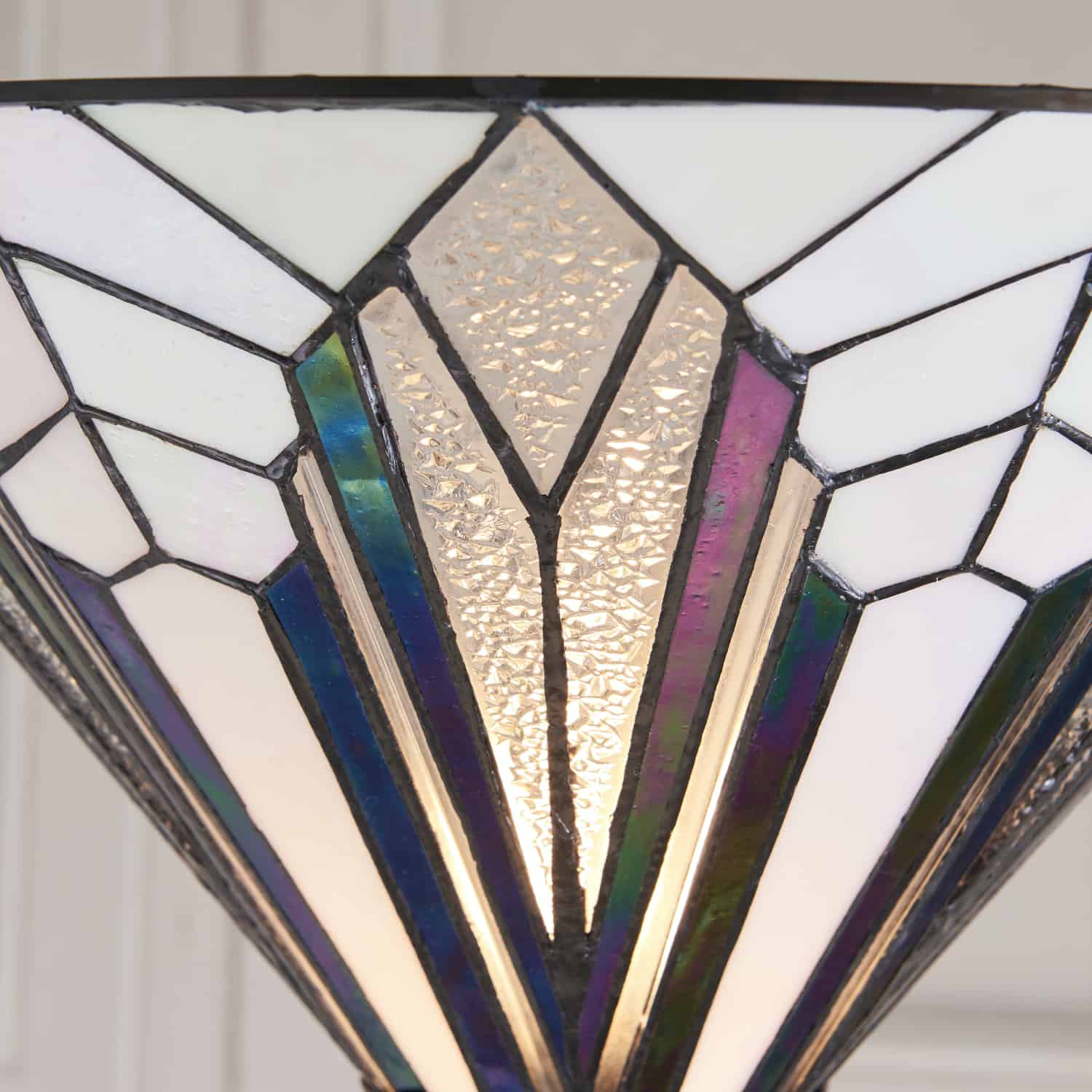 Piantana Tiffany Stile Art Deco, paralume tiffany