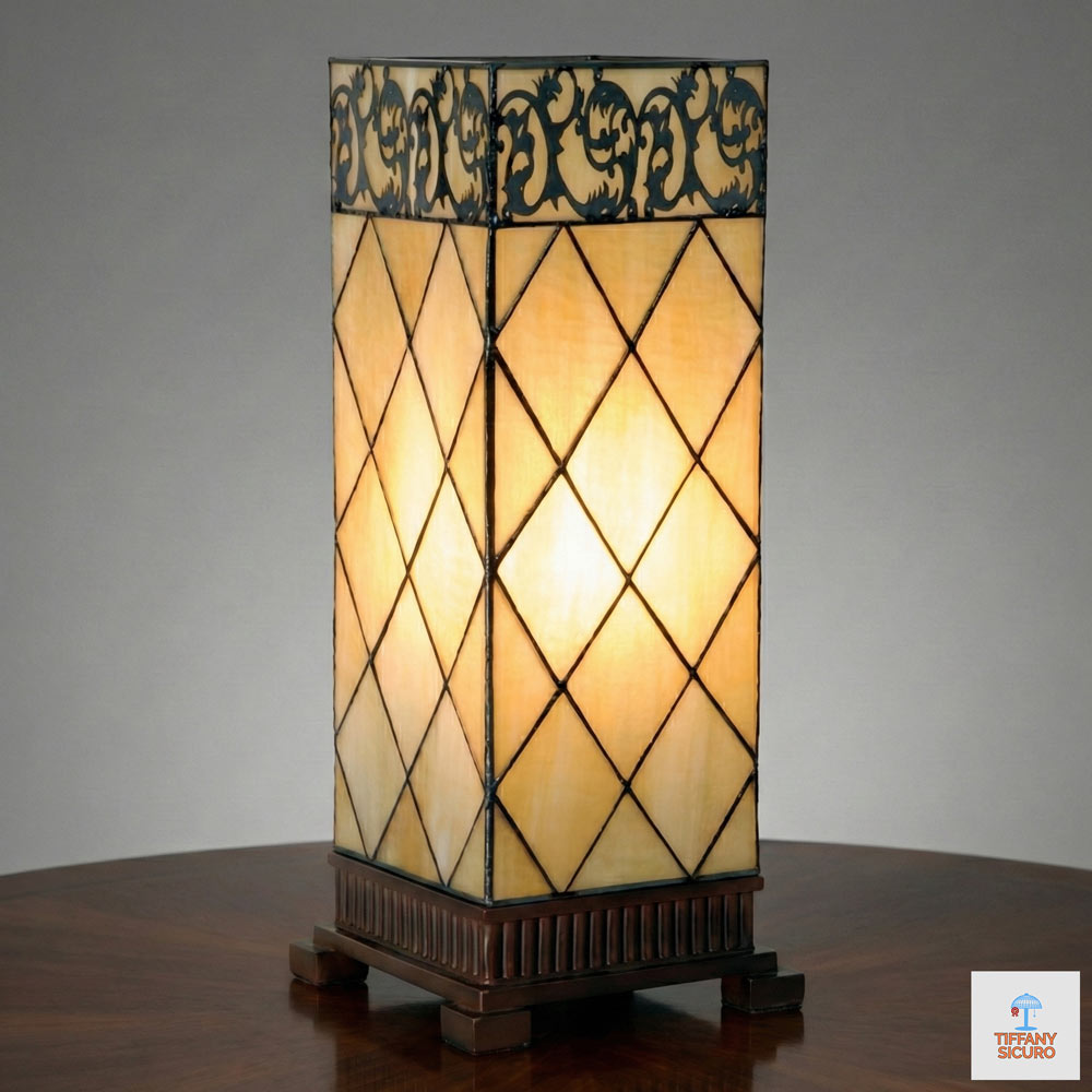 Lampada da Tavolo Tiffany Parallelepipedo Vintage, alta 45cm 1 Lampada da Tavolo Tiffany Parallelepipedo Vintage