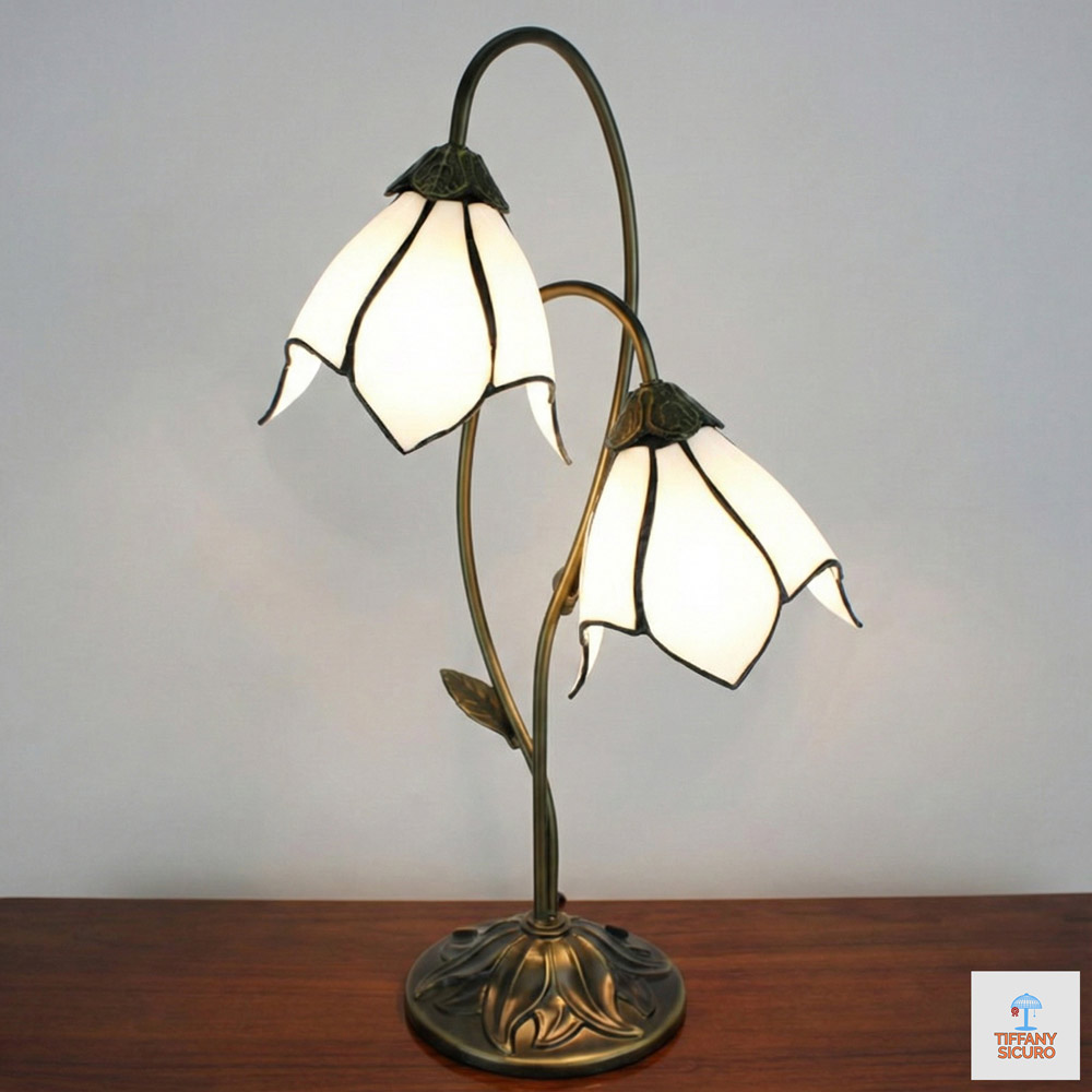 Lampada da Tavolo Tiffany a due Luci Avorio, alta 61cm 1 Lampada da Tavolo Tiffany a due Luci Avorio