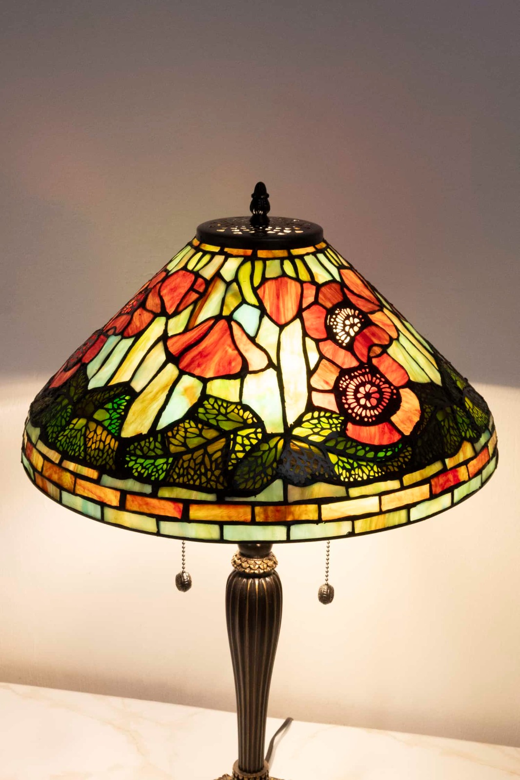 Lampada da Tavolo Tiffany Papaveri Base Vintage, 40cm 3 Lampada da Tavolo Tiffany Papaveri Base Vintage, dettagli