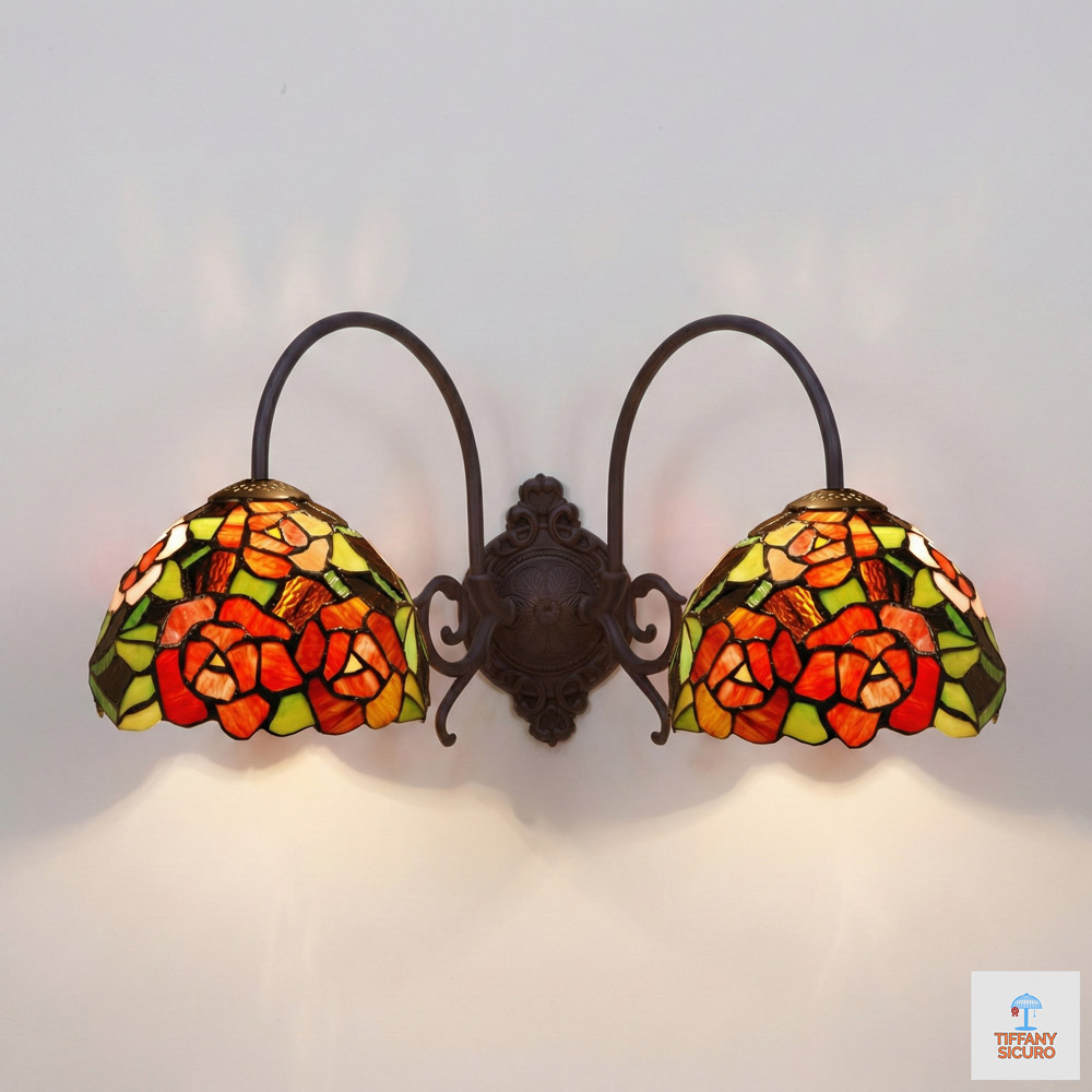 Applique con Rose Rosse Tiffany a 2 Bracci, larga 46cm 1 Applique con Rose Rosse Tiffany a 2 Bracci