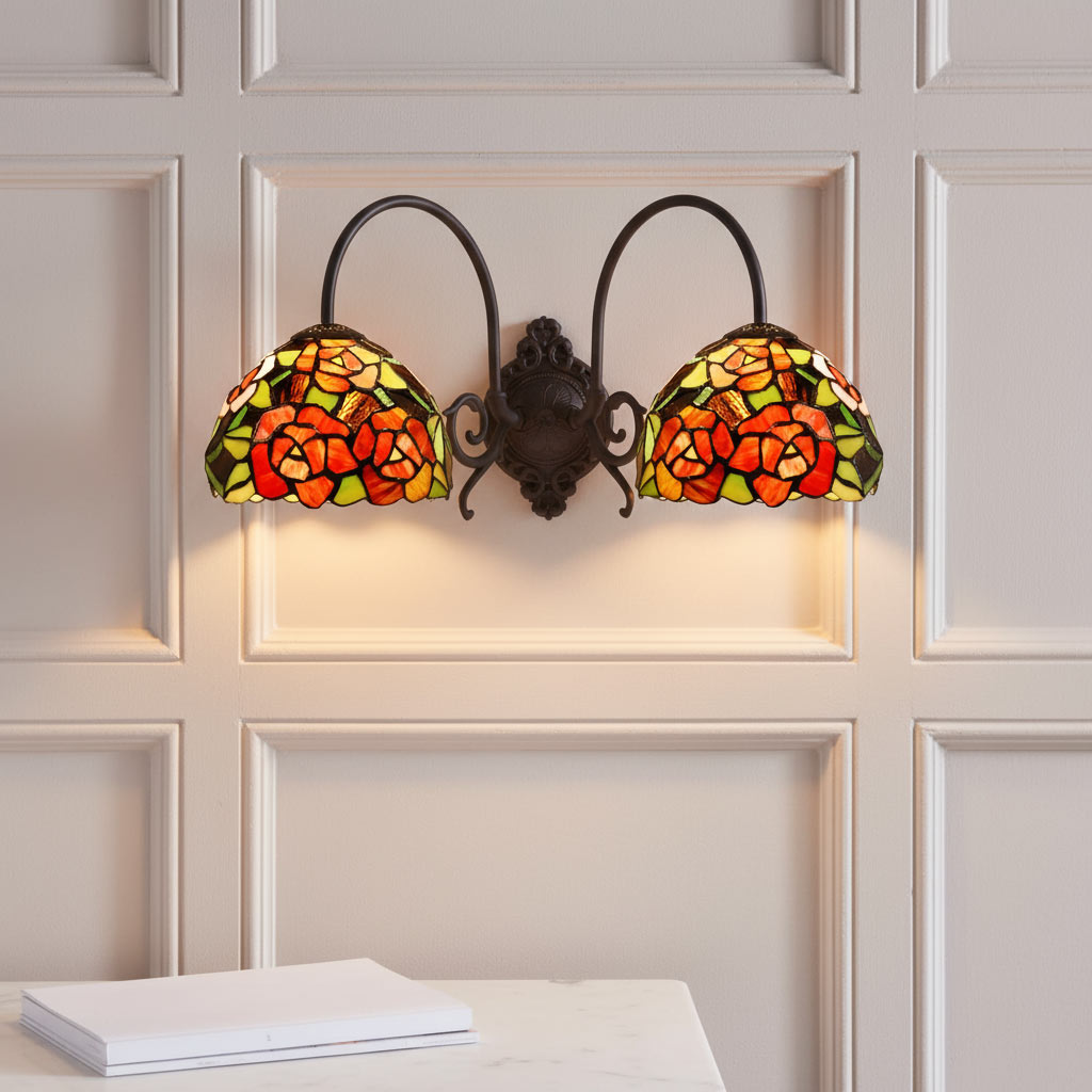 Applique con Rose Rosse Tiffany a 2 Bracci, larga 46cm 2 Applique con Rose Rosse Tiffany a 2 Bracci